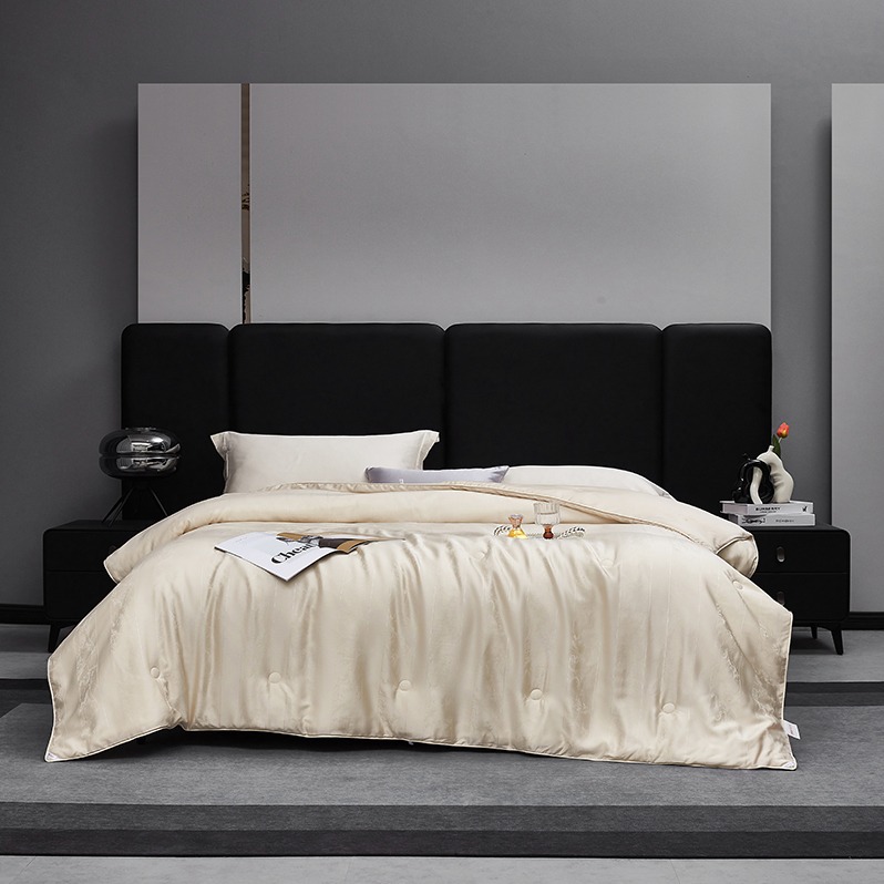 每周秒杀.梦洁60天丝提花纤维蚕丝复合四季被：银海生花被子200*230cm  1150g