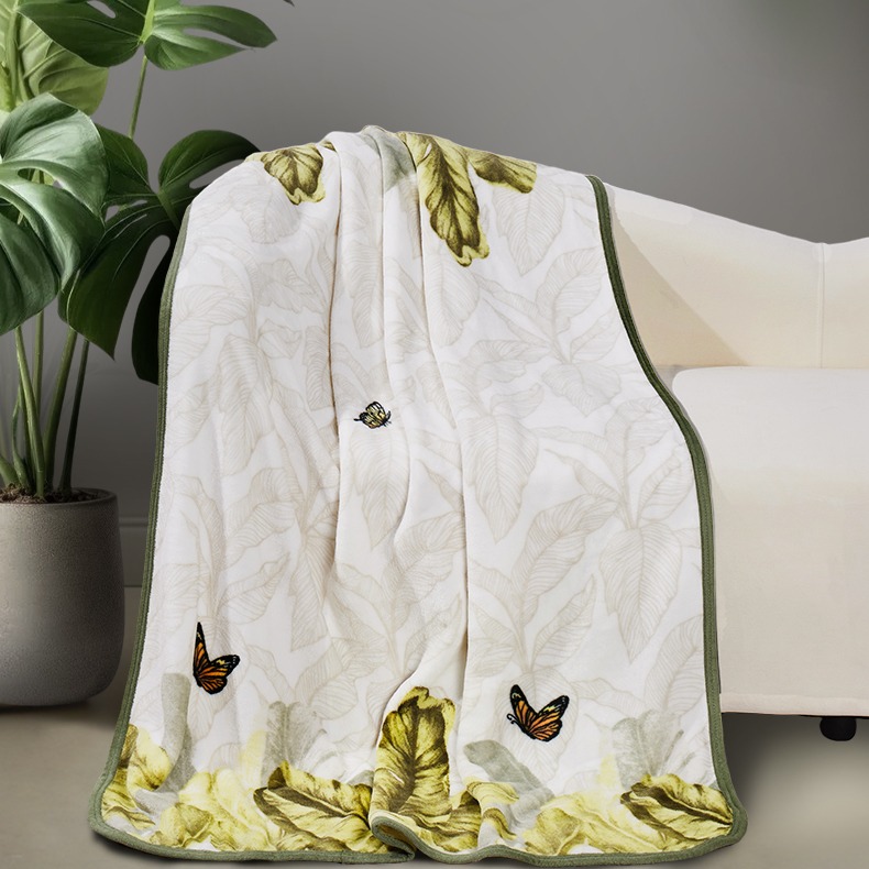 每周秒杀.雨林蕉影法兰绒毯100*150cm